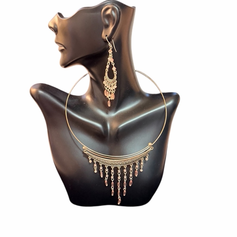 NWT 2 pc Massini Dangle Earrings and Choker Necklace